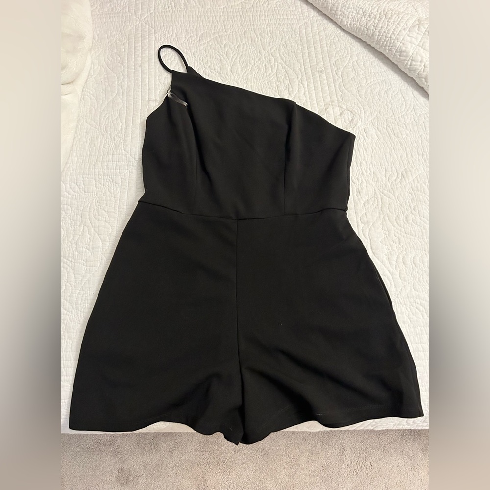 One strap Romper - size large
